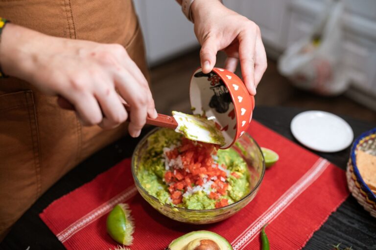 The Best Homemade Guacamole